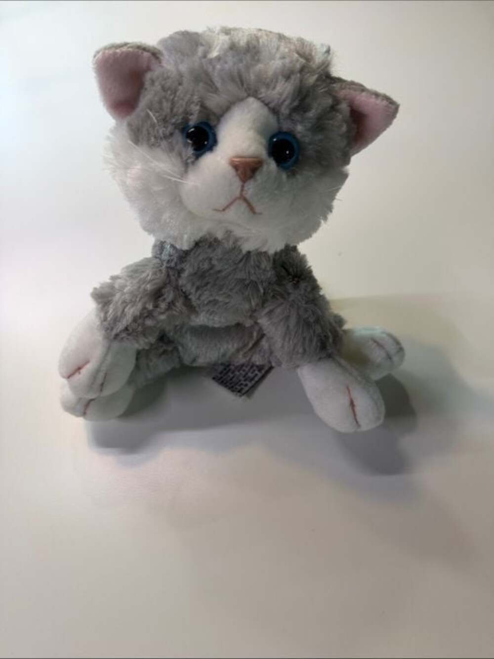 Russ Berrie Misty: Rare Grey & White Plush Kitten with Blue Eyes - Picture 5 of 5